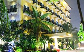 Narita Classic Hotel Tangerang